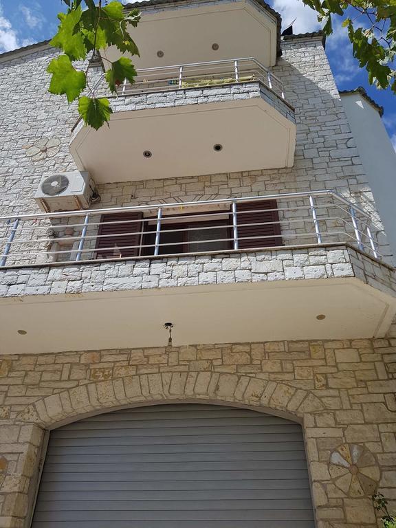 Hotel Eglent'S Tourist House Sarandë Exteriér fotografie