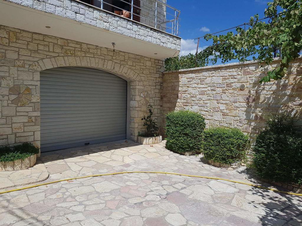 Hotel Eglent'S Tourist House Sarandë Exteriér fotografie