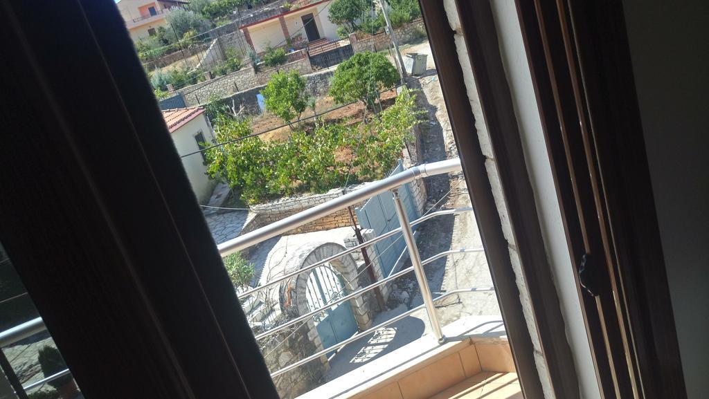 Hotel Eglent'S Tourist House Sarandë Exteriér fotografie
