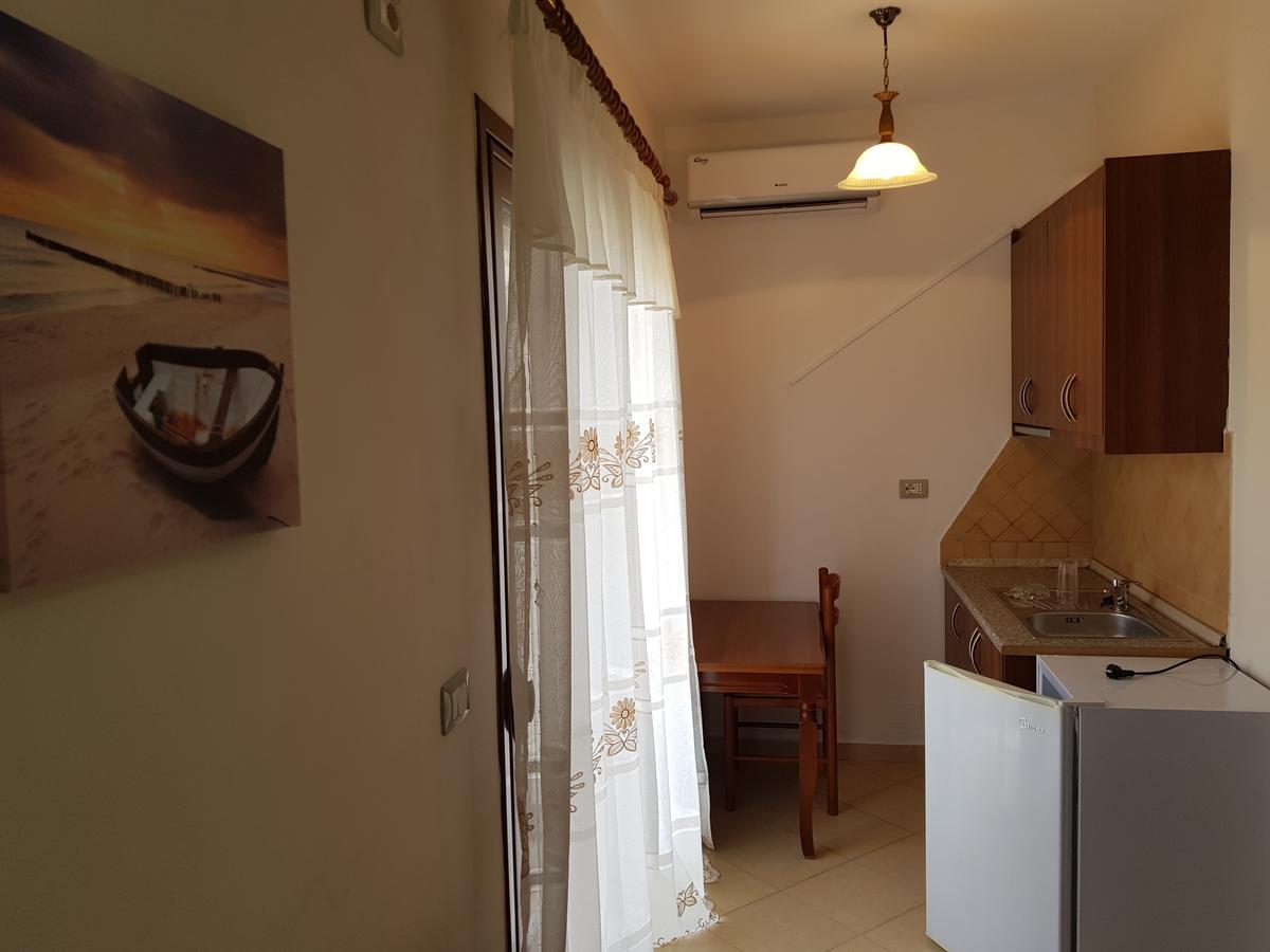 Hotel Eglent'S Tourist House Sarandë Exteriér fotografie